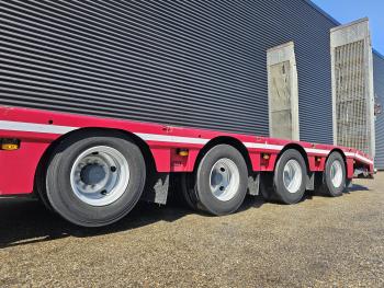 MAX trailer N/A F-S44 / STEERING AXLE - LIFT AXLE / HYDR RAMP